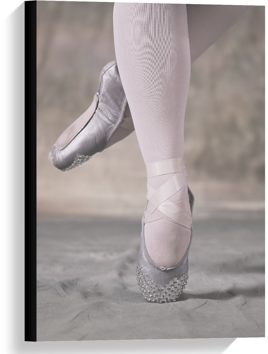 KuijsFotoprint Canvas - Ballerina op Spitzen - 40x60cm Foto op Canvas Schilderij (Wanddecoratie op Canvas) Grijs