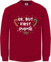 Kerst sweater - OK BUT FIRST THE PRESENTS - kersttrui - ROOD - large -Unisex