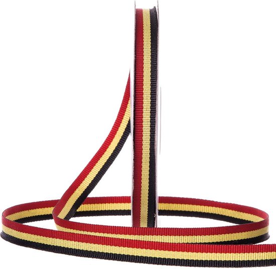 Un rouleau de ruban aux couleurs rouge, jaune et noir, le drapeau belge.