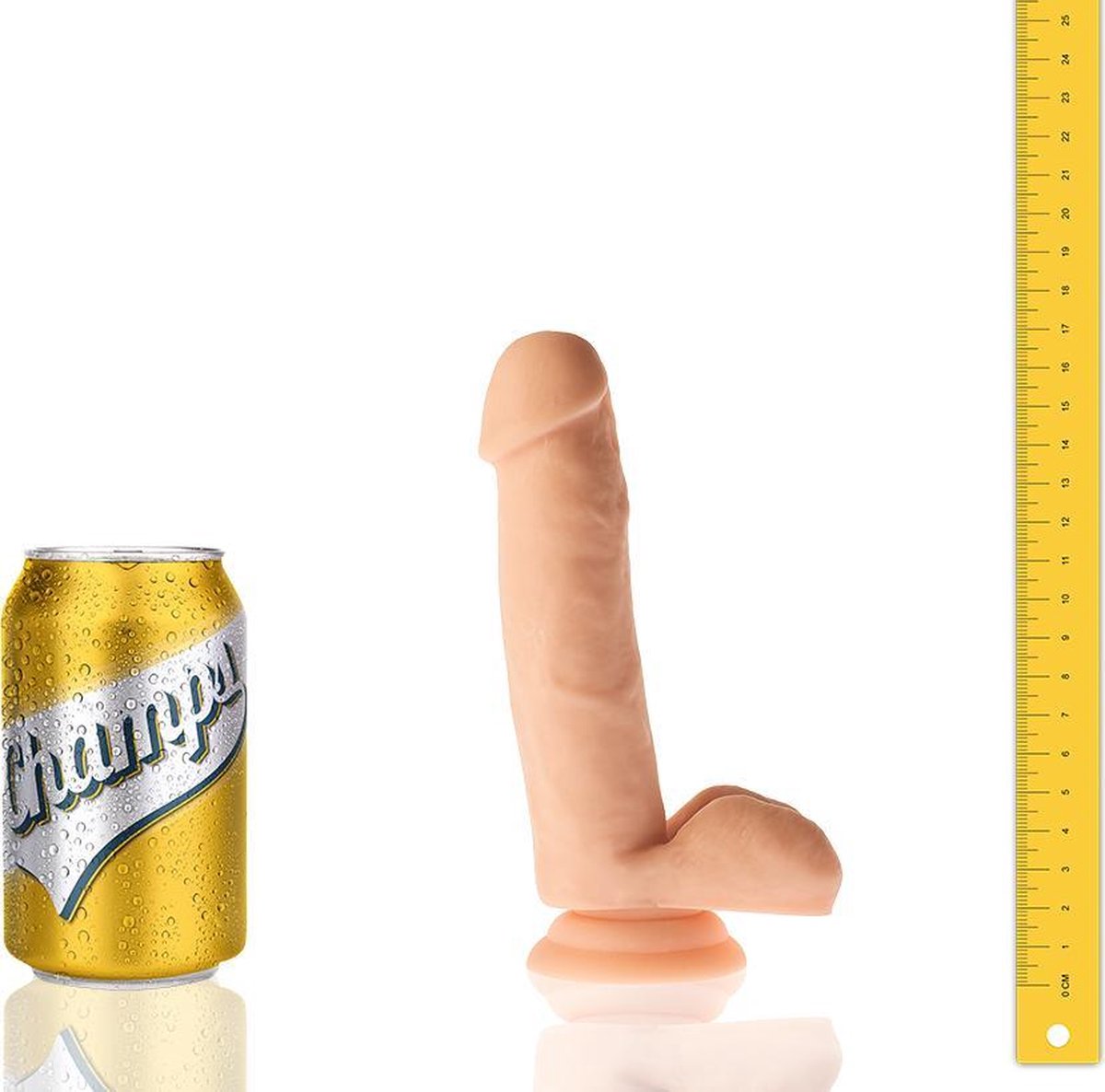 Goedkoopste Champs - Smoothy - Realistiche Dildo met zuignap -17 cm -Ook voor anaal gebruik - beige