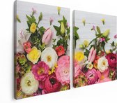 Artaza Canvas Schilderij Tweeluik Bloemen Op Een Witte Houten Achtergrond - 120x80 - Foto Op Canvas - Canvas Print