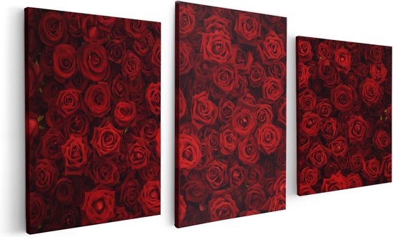 Artaza Canvas Schilderij Drieluik Rode Rozen Achtergrond - 120x60 - Foto Op Canvas - Canvas Print