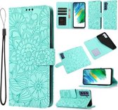 Voor Samsung Galaxy S21 FE Huid Voelen Reliëf Zonnebloem Horizontale Flip Lederen Case met Houder & Kaartsleuven & Portemonnee & Lanyard (Groen)