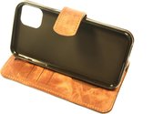 Made-NL Handgemaakte iPhone 12 Pro Max book case robuuste koper bruin kras leer