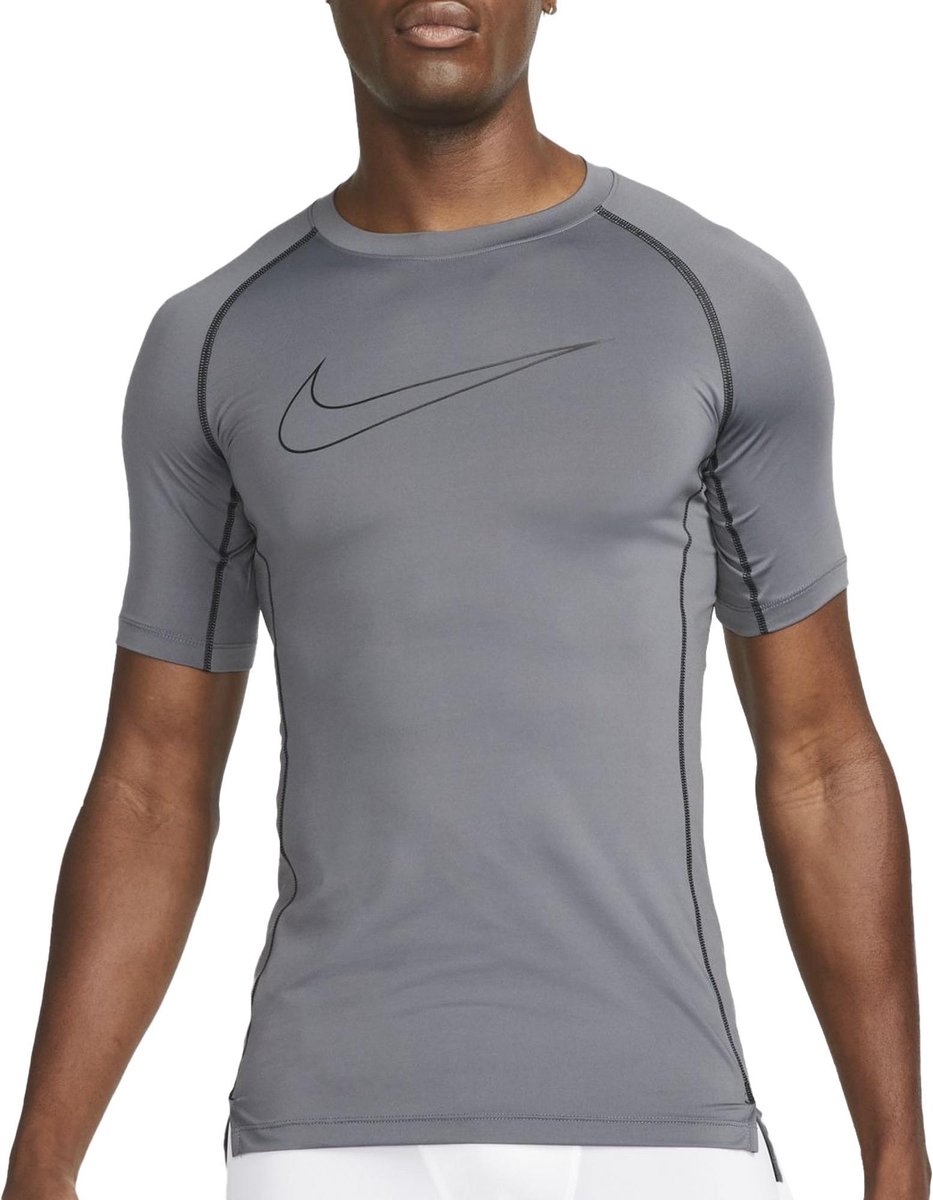 Nike M NP DF TIGHT TOP SS Heren Sportshirt Zwart