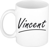 Vincent naam cadeau mok / beker met sierlijke letters - Cadeau collega/ vaderdag/ verjaardag of persoonlijke voornaam mok werknemers