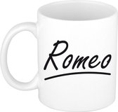 Romeo naam cadeau mok / beker met sierlijke letters - Cadeau collega/ vaderdag/ verjaardag of persoonlijke voornaam mok werknemers