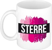 Sterre  naam cadeau mok / beker met roze verfstrepen - Cadeau collega/ moederdag/ verjaardag of als persoonlijke mok werknemers