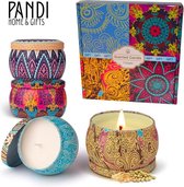 Pandi - Soja geurkaarsen in stijlvolle blikjes - 4 stuks - 100 branduren - 100% natuurlijke sojawas - Cadeau - Verschillende geuren - Cadeauset - Soja-was - Blikjes met print - Ker