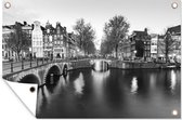 Tuindecoratie Afbeelding van de Amsterdamse Keizersgracht - zwart wit - 60x40 cm - Tuinposter - Tuindoek - Buitenposter