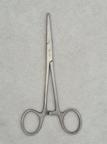 Belux Surgical / Pean arterieklem anatomisch recht 15.5cm RVS