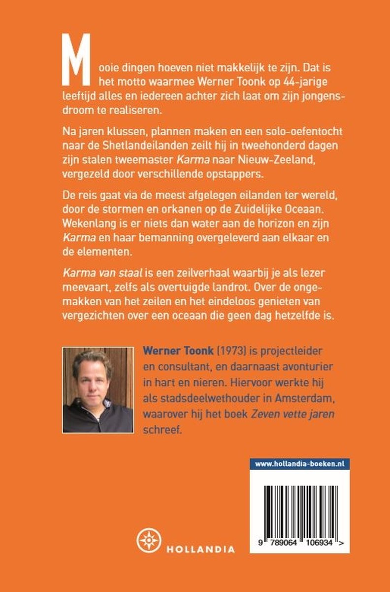 Achterkant van het boek 'Karma van staal' met tekst over de reis van Werner Toonk, een foto van hem en een barcode.