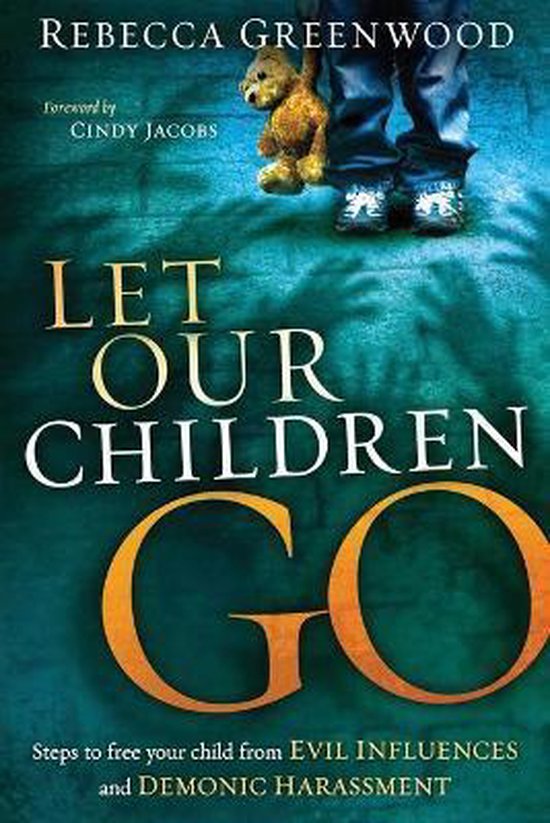 Boek 'Let Our Children Go' van Rebecca Greenwood, met op de voorkant de benen van een kind met een teddybeer.