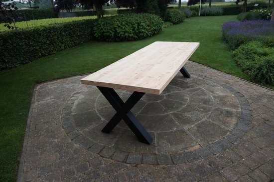 M2-Meubels - douglas tuintafel / eettafel 200cm met matzwart X-onderstel voor binnen en buiten