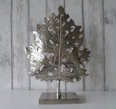 Metalen decoratiebeeld - Ornament op Voet - Decoratieobject Leaf - Boomblad Verzilverd - Woonkamer-decoratie / vensterbank  - Metaal Sculptuur  55 CM Hoog