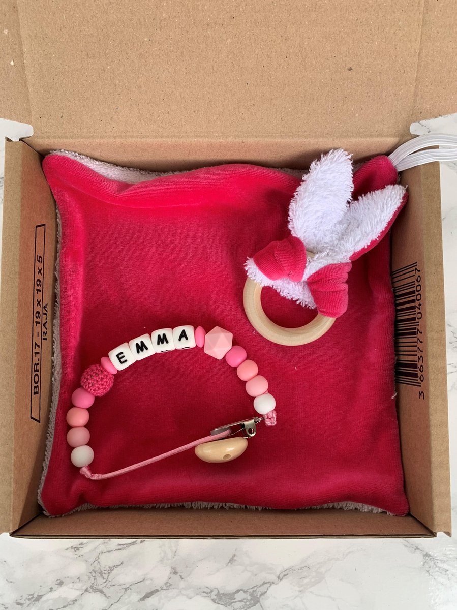 Goedkoopste Giftset babypakket - fuchsia - gepersonaliseerd - verschillende maten