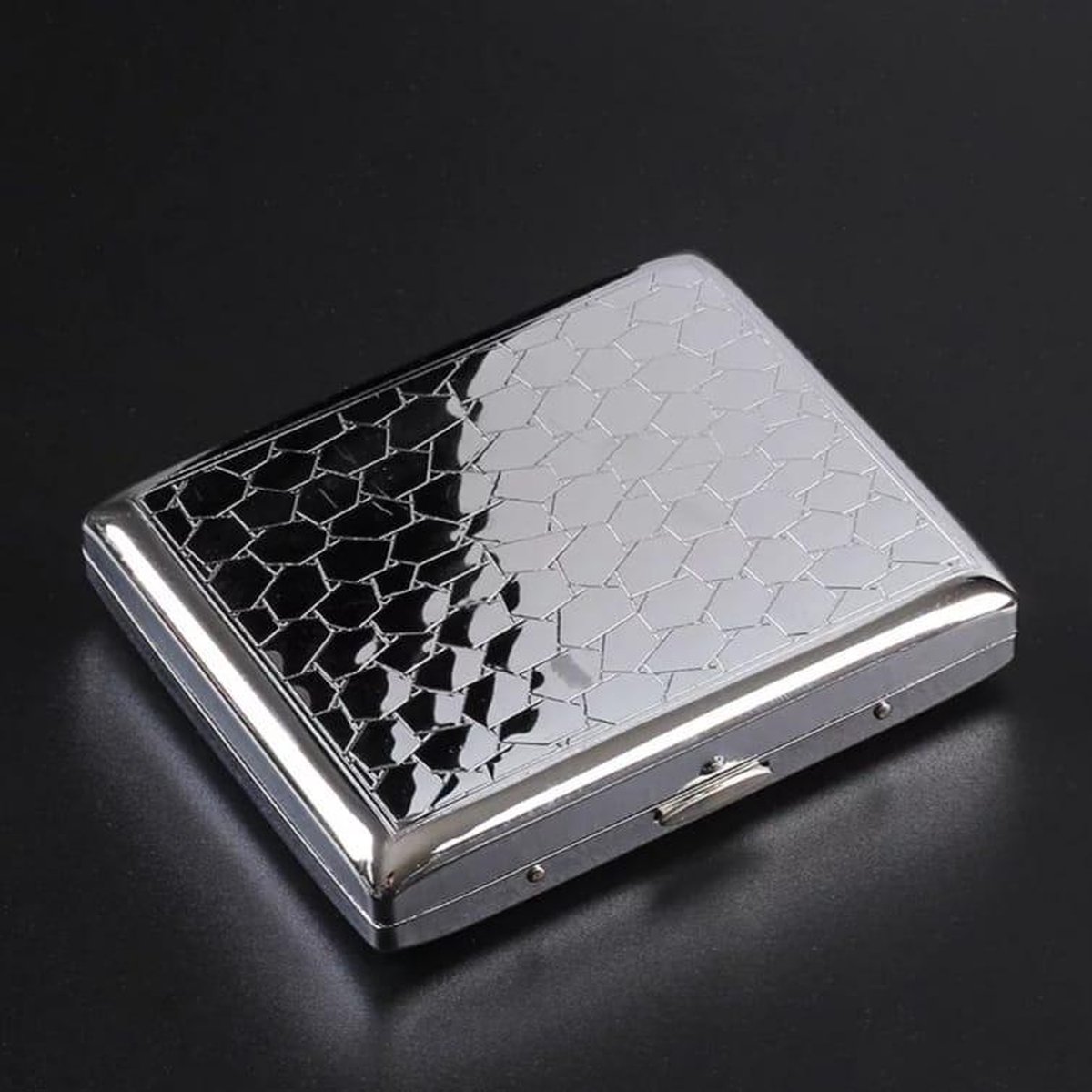 Goedkoopste ''OP=OP'' Luxe Sigarettenhouder - Sigaretten box 4 - Sigaretten opbergdoosje - Sigaretten Koker Metaal - Zilver - 20 sigaretten - Design - Cigarettecase