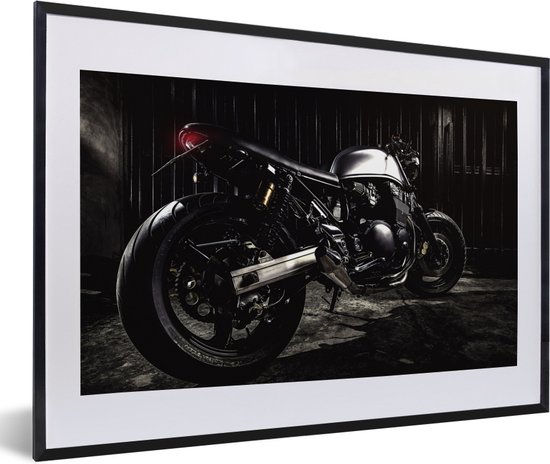 Prachtige afbeelding van een mooie motor fotolijst zwart met witte passe-partout klein 40x30 cm - Foto print in lijst