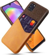 Voor Samsung Galaxy A31 Doek Textuur PC + PU lederen achterkant Schokbestendig hoesje met kaartsleuf (oranje)