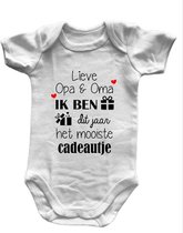 Baby Rompertjes Met Tekst - Lieve Opa en Oma ik ben dit jaar het Mooiste Cadeautje - Korte Mouw - Maat 62/68- Zwangerschap Aankondiging - Baby Cadeau