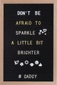 foto van Gadgy Letterbord Zwart Vilt - Houten lijst 30x45cm - inclusief 3 kleuren Letters etc.- Leuk Cadeau