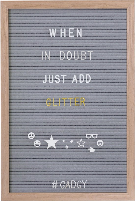 Gadgy Letter board gris feutre - 30x45cm - 170 blanc, 170 or brillant, 170 lettres argent brillant etc. - 100 icônes blanches - 4 punaises - lettres de sac de rangement etc.