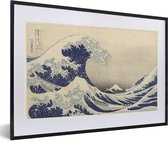 Fotolijst incl. Poster - De grote golf bij Kanagawa - Schilderij van Katsushika Hokusai - 60x40 cm - Posterlijst