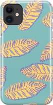 Apple iPhone 11 Hoesje - Premium Hardcase Hoesje - Dun en stevig plastic - Met Plantenprint - Tropische Blaadjes - Donkergroen