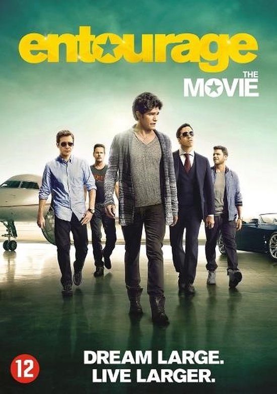 Entourage: The Movie poster met vijf mannen, waaronder een in het midden met een gebreid vest. Een vliegtuig en sportauto op de achtergrond.