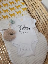 Baby 2022! rompertje - aankondiging - felicitatie - babykleding - kraamkado - zwangerschap - baby gift set - kraamcadeau - baby 2022