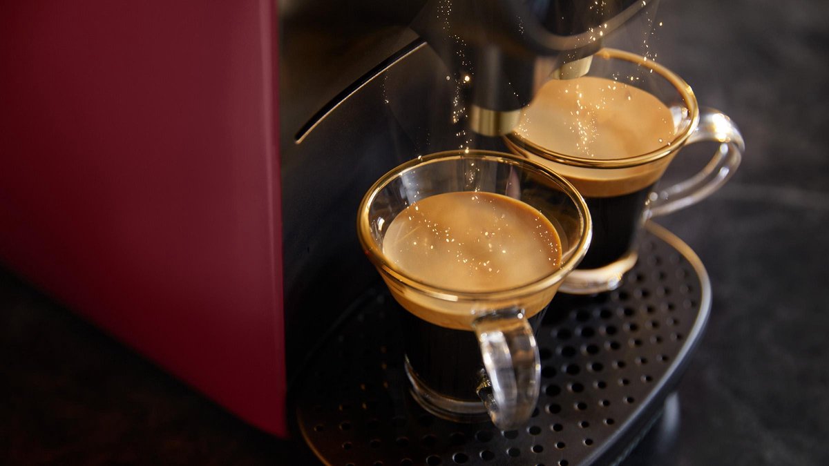 Sublime Capsule coffee machine LM9012/50