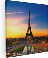 Artaza Canvas Schilderij Parijs Eiffeltoren Tijdens De Zonsopkomst - 30x30 - Klein - Foto Op Canvas - Canvas Print
