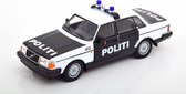 Volvo 240 GL 1986 "Police Norway" Wit / Zwart 1-24 Welly
