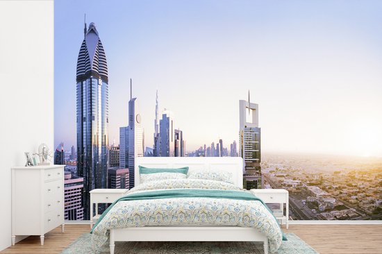 La route Sheikh Zayed traverse Dubaï par une journée ensoleillée Papier peint photo en vinyle largeur 390 cm x hauteur 260 cm - Tirage photo sur papier peint (disponible en 7 tailles)
