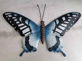 Grote vlinder in metaal 25 op 37 cm als muurdecoratie in blauwtinten met zwart