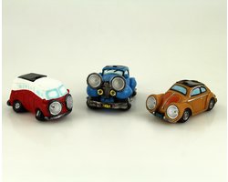 Niet alle autoliefhebbers, maar iedereen valt voor deze Poly-Solarauto's! 3 stoere modellen bij elkaar: VW Kever/Beetle, VW T1/T2, Amerikaanse Oldtimer. Het is altijd genieten van deze auto's, want ze rijden nooit weg! Voor uzelf of Bestel Een Kado