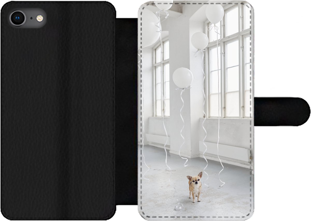 Telefoonhoesje Geschikt voor iPhone 7 telefoonhoesje - Hond - Wit - Ballon - Met vakjes - Wallet case met magneetsluiting