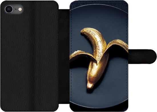 Bookcase Geschikt voor iPhone 8 telefoonhoesje - Gouden banaan op een donkere achtergrond - Met vakjes - Wallet case met magneetsluiting