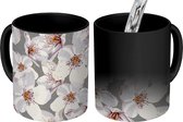 Magische Mok - Foto op Warmte Mokken - Koffiemok - Bloemen - Sakura - Patronen - Magic Mok - Beker - 350 ML - Theemok