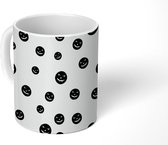Mok - Patronen - Smiley - Halloween - Mokken - 350 ML - Beker - Uitdeelcadeautjes