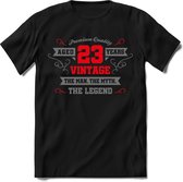 23 Jaar Legend -  kado T-Shirt Heren / Dames - Zilver / Rood - Perfect Verjaardag Cadeau Shirt - grappige Spreuken, Zinnen en Teksten. Maat M