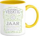 40 Jaar Legendarische Gebrouwen Mok met tekst | Groen - Zilver | Grappig Verjaardag Beker Cadeau | Bedrukte Mokken | Geel | 330 ML