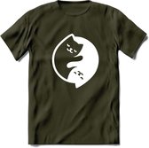 Ying Yang Sleepy Kat - Katten T-Shirt Kleding Cadeau | Dames - Heren - Unisex | Dieren shirt | Grappig Verjaardag kado | Tshirt Met Print | - Leger Groen - XL