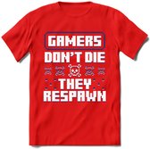 Gamers don't die pixel T-shirt | Donker Blauw | Gaming kleding | Grappig game verjaardag cadeau shirt Heren – Dames – Unisex | - Rood - S