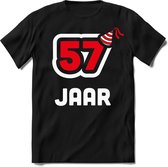 57 Jaar Feest kado T-Shirt Heren / Dames - Perfect Verjaardag Cadeau Shirt - Wit / Rood - Maat 5XL