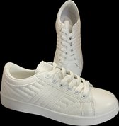 Sneakers wit 6022 maat 36