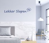 Stickerheld - Muursticker Lekker slapen - Slaapkamer - Droom zacht - Wolkje Zzz - Nederlandse Teksten - Mat Donkerblauw - 17.8x87.5cm
