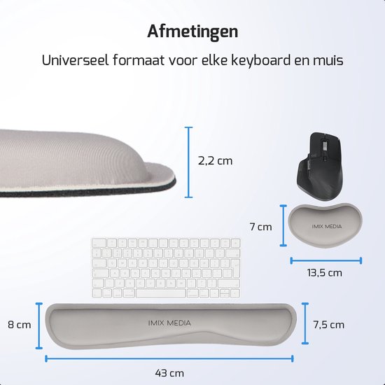 Afmetingen van een grijze toetsenbordpolssteun (43 cm) en muispolssteun (13,5 cm), met een keyboard en muis.
