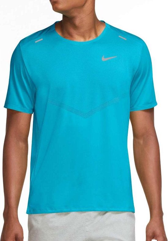 merknaam Menselijk ras trechter Nike Dri-FIT Rise 365 T-Shirt | bol.com