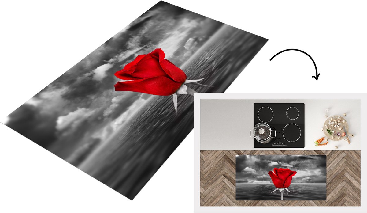 KitchenYeah Keukenloper - Loper keuken - Zwart-wit foto van een rode roos, zee en een bewolkte lucht - 120x60 cm - Keukenloper vinyl Zwart; Wit